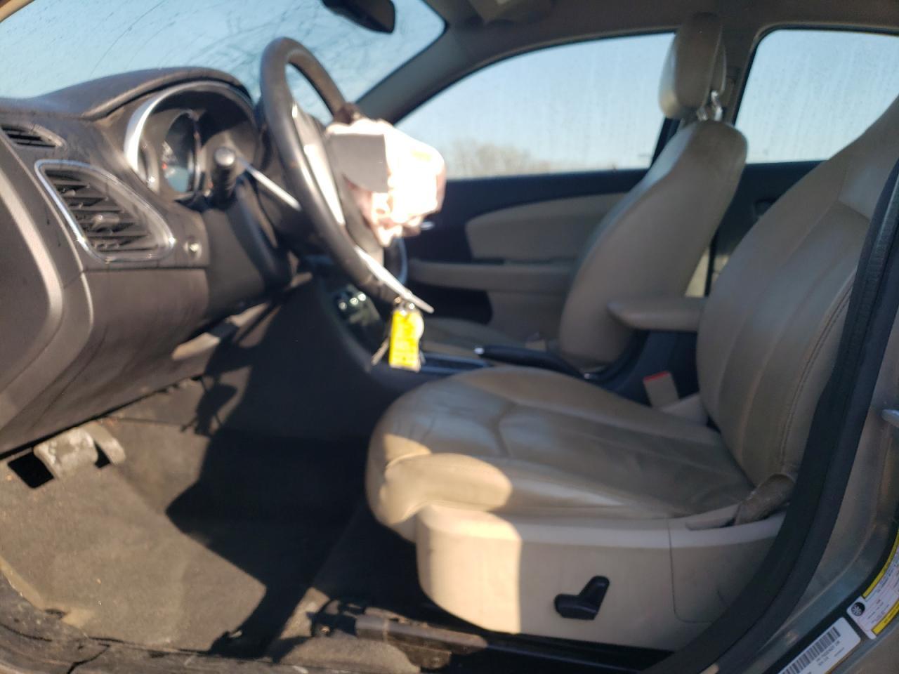 2012 CHRYSLER 200 LIMITE - Image 7
