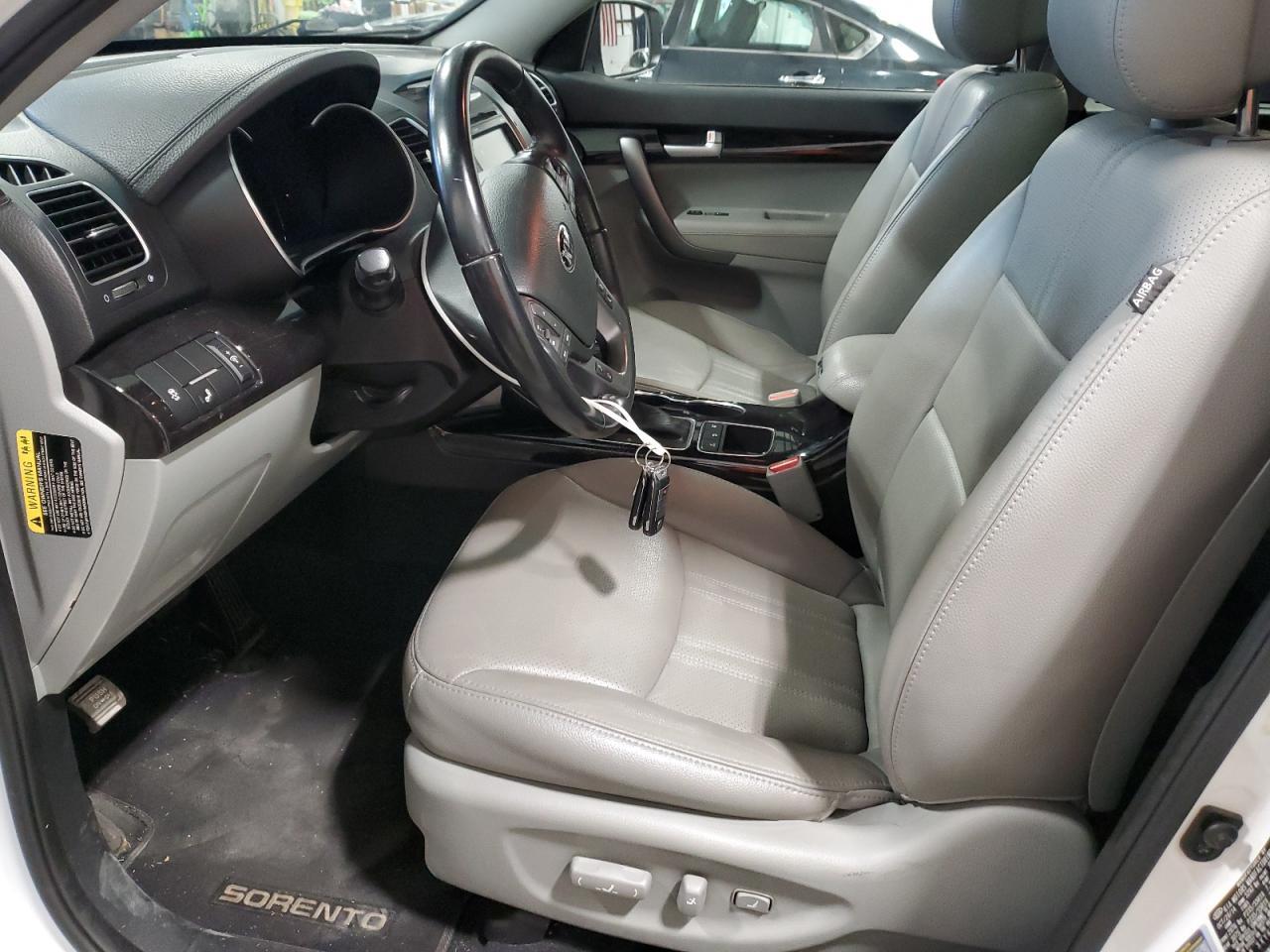 2015 KIA SORENTO SX - Image 7