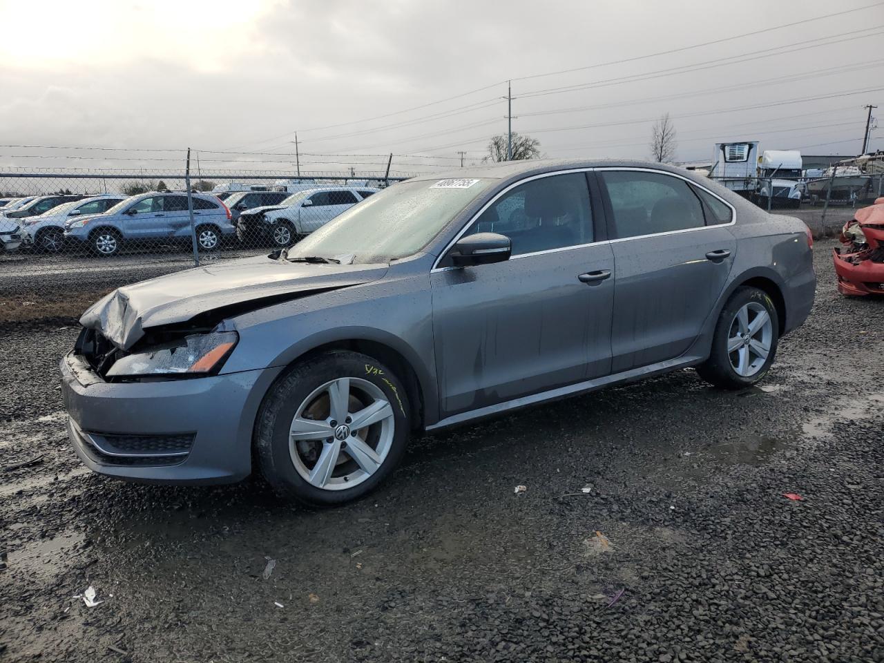 2013 VOLKSWAGEN PASSAT SE