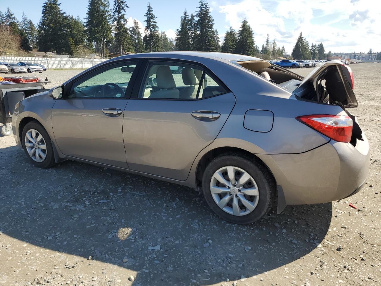 2015 TOYOTA COROLLA L - Image 2