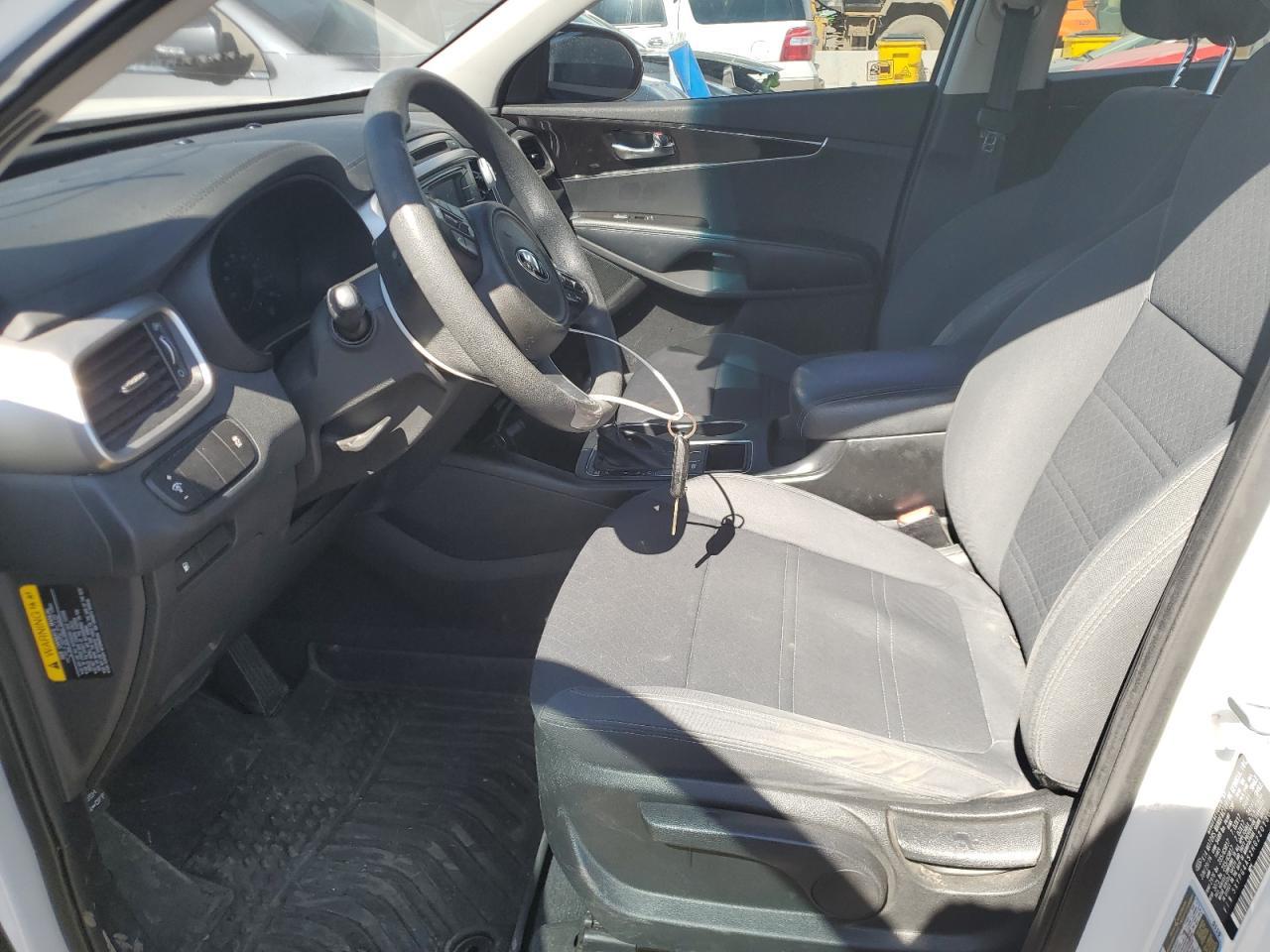 2017 KIA SORENTO LX - Фото 7