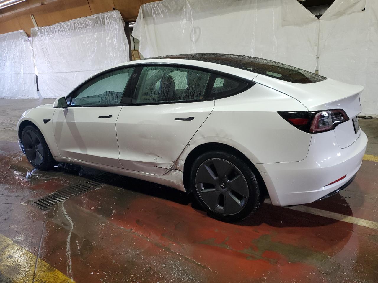 2022 TESLA MODEL 3 - Image 2