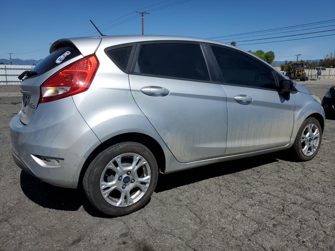 2012 FORD FIESTA SES - Image 3
