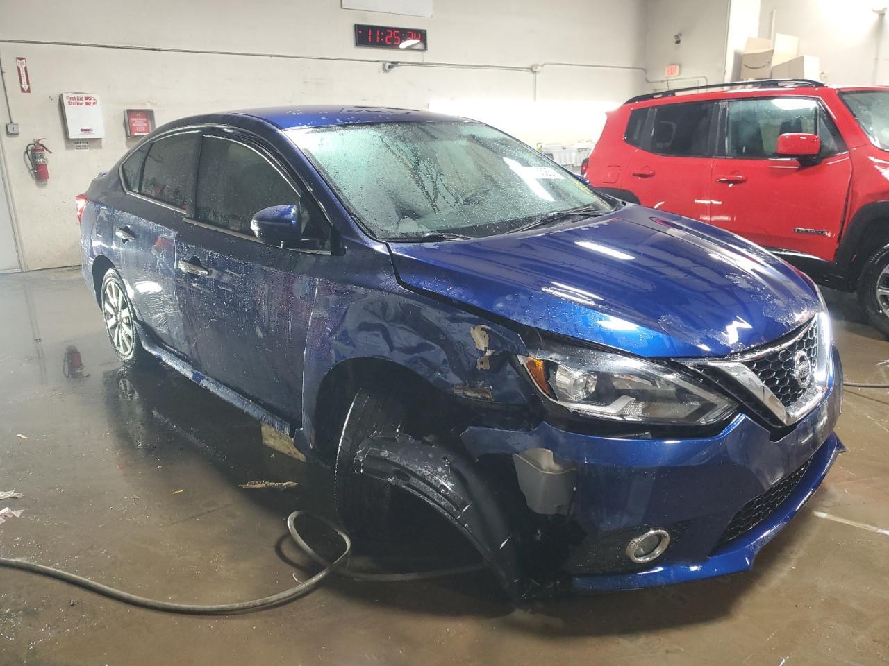 2016 NISSAN SENTRA S - Фото 4