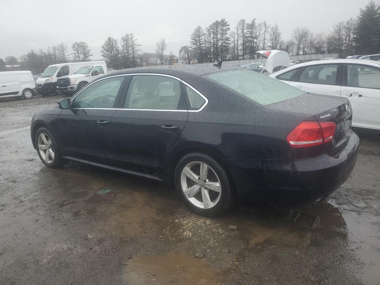 2015 VOLKSWAGEN PASSAT S - Фото 2