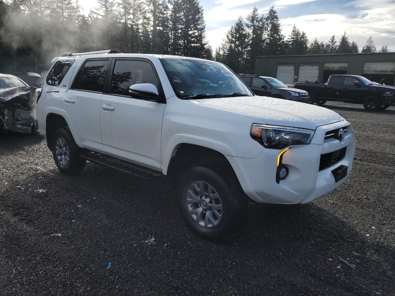 2020 TOYOTA 4RUNNER SR - Фото 4