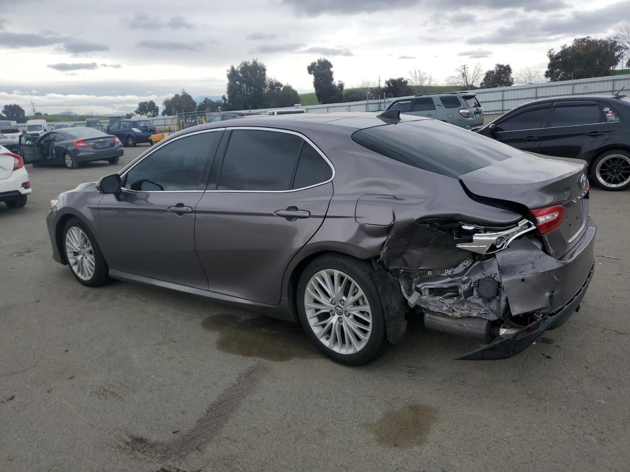 2018 TOYOTA CAMRY XSE - Image 2
