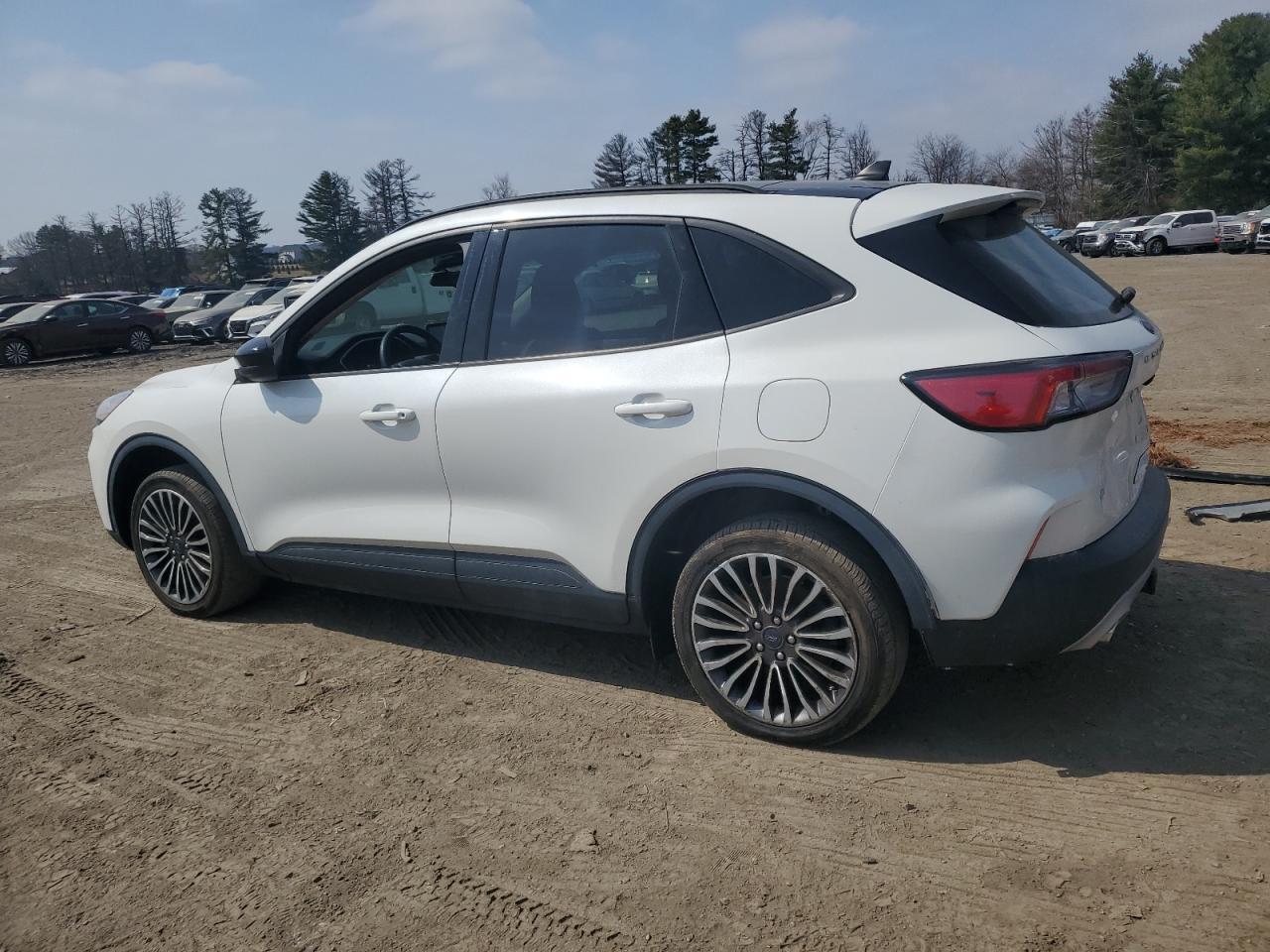2020 FORD ESCAPE SE - Фото 2