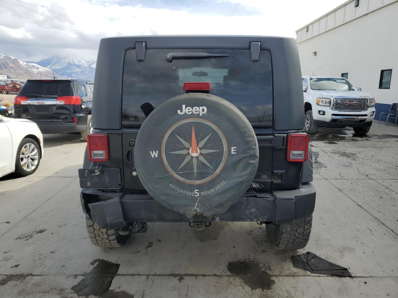 2010 JEEP WRANGLER U - Image 6