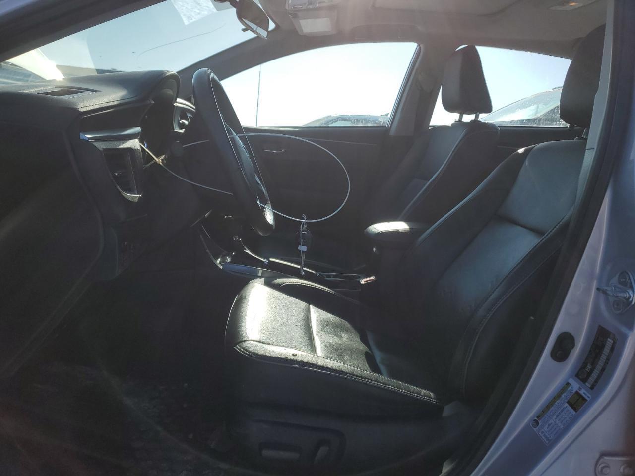 2014 TOYOTA COROLLA L - Фото 7