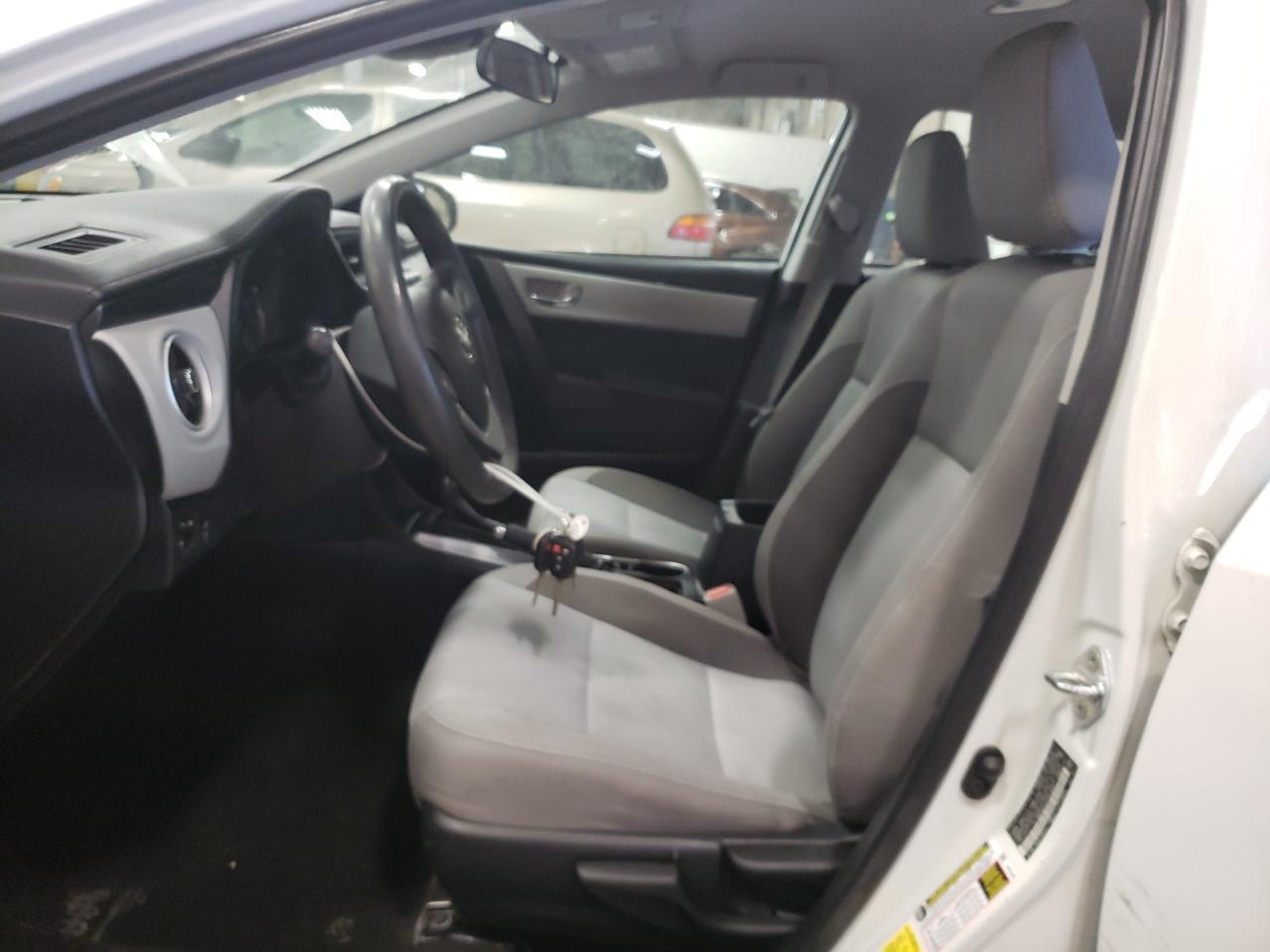 2018 TOYOTA COROLLA L - Фото 7