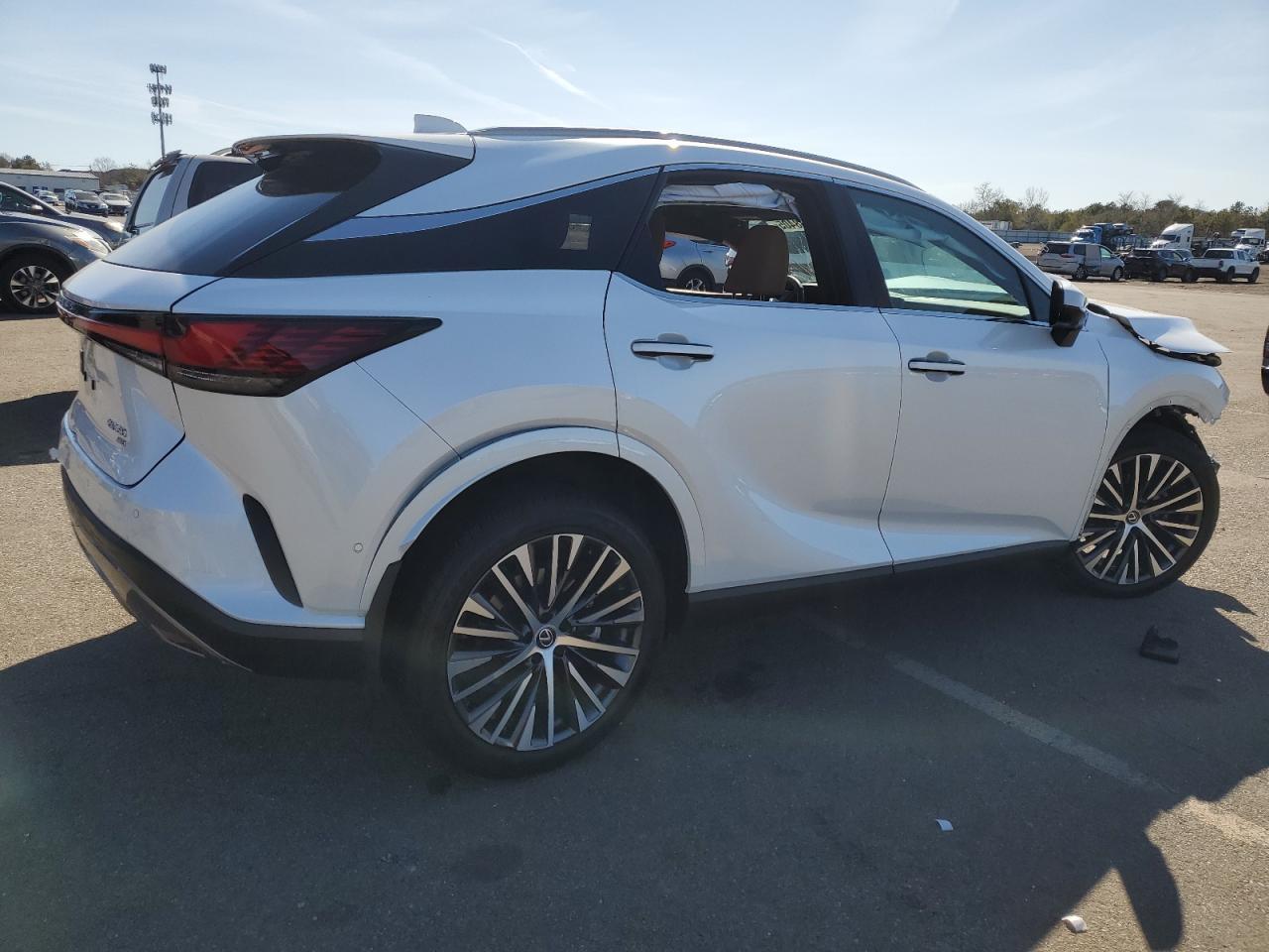 2023 LEXUS RX 350 BAS - Image 3