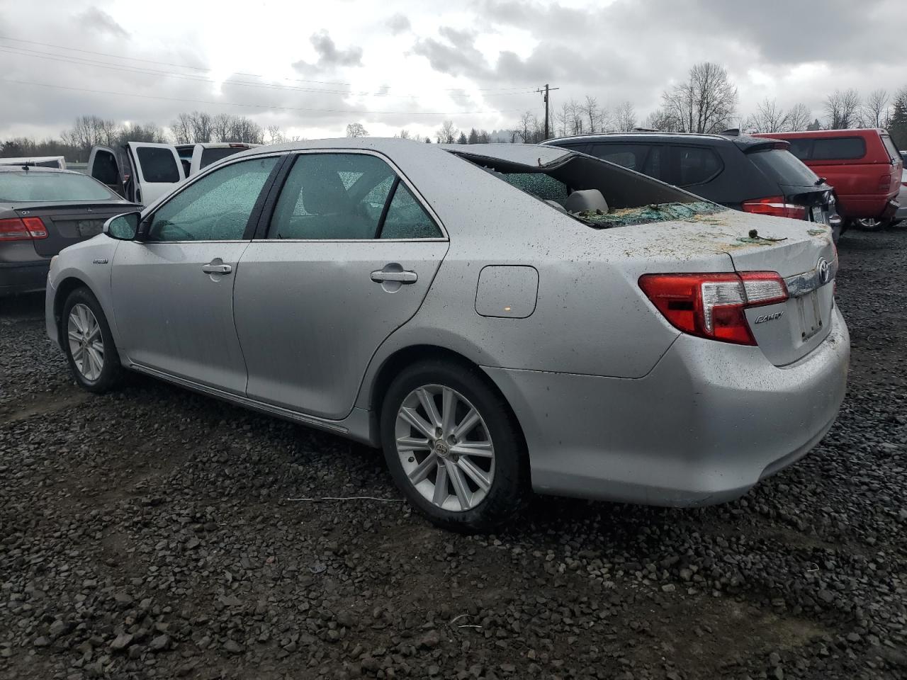 2012 TOYOTA CAMRY HYBR - Фото 2