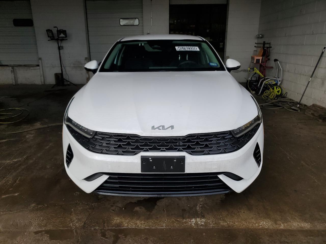 2023 KIA K5 LXS - Image 5