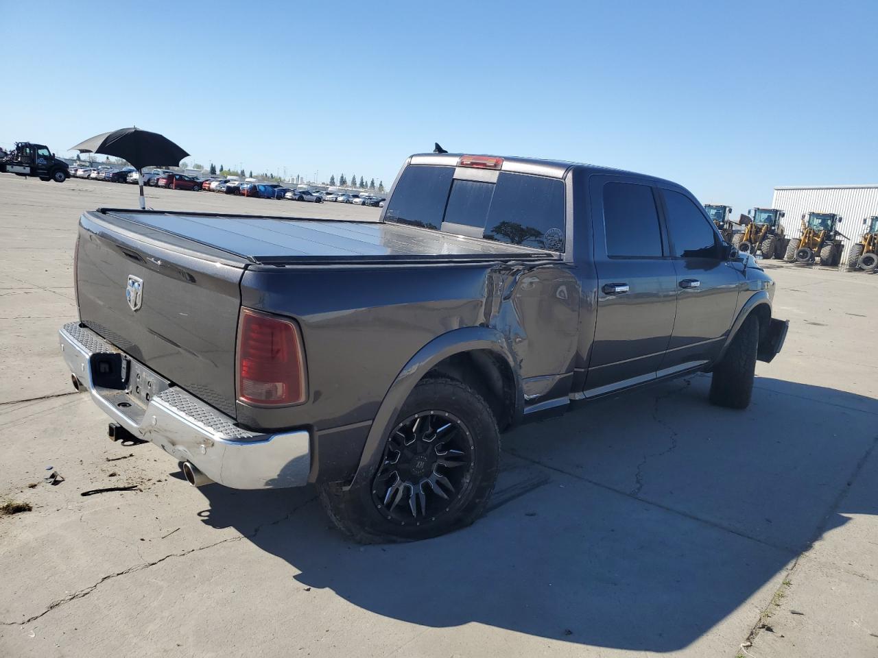 2014 RAM 1500 LARAM - Фото 3