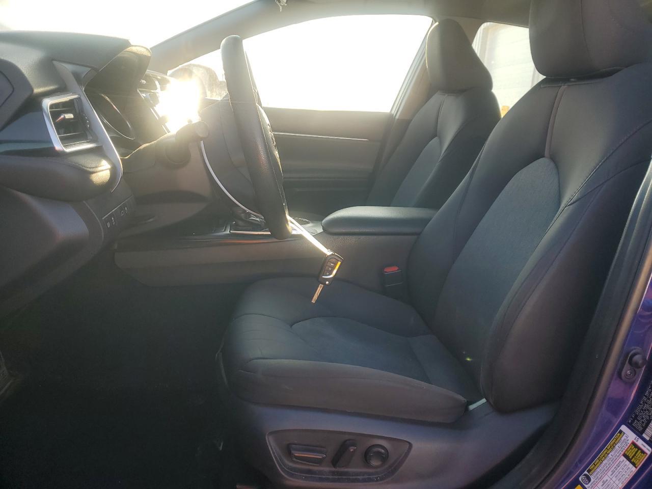 2018 TOYOTA CAMRY L - Фото 7