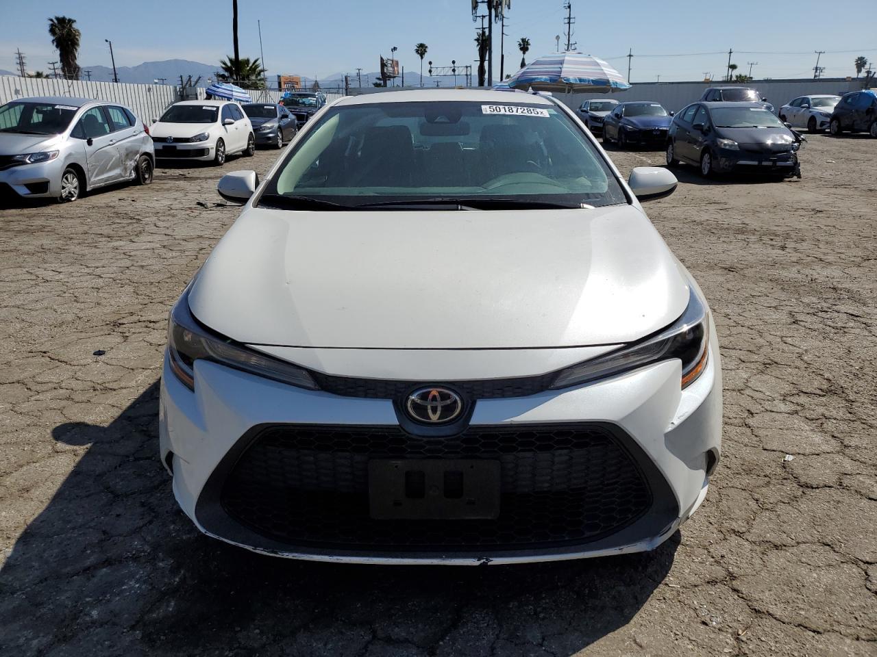 2021 TOYOTA COROLLA LE - Фото 5