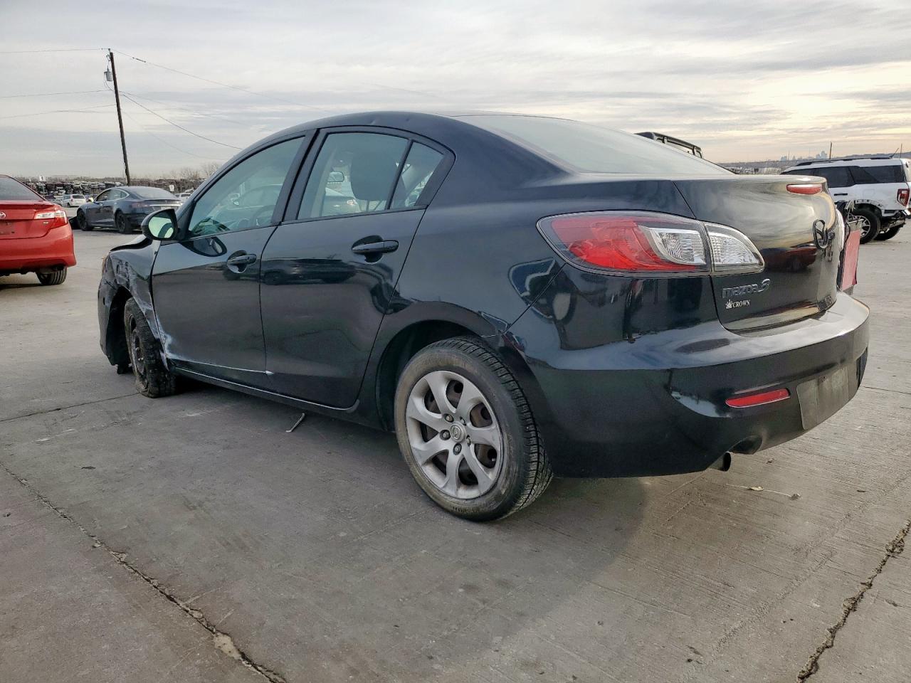 2013 MAZDA 3 I - Фото 2