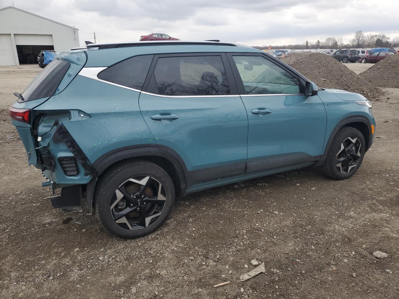 2024 KIA SELTOS EX - Image 3