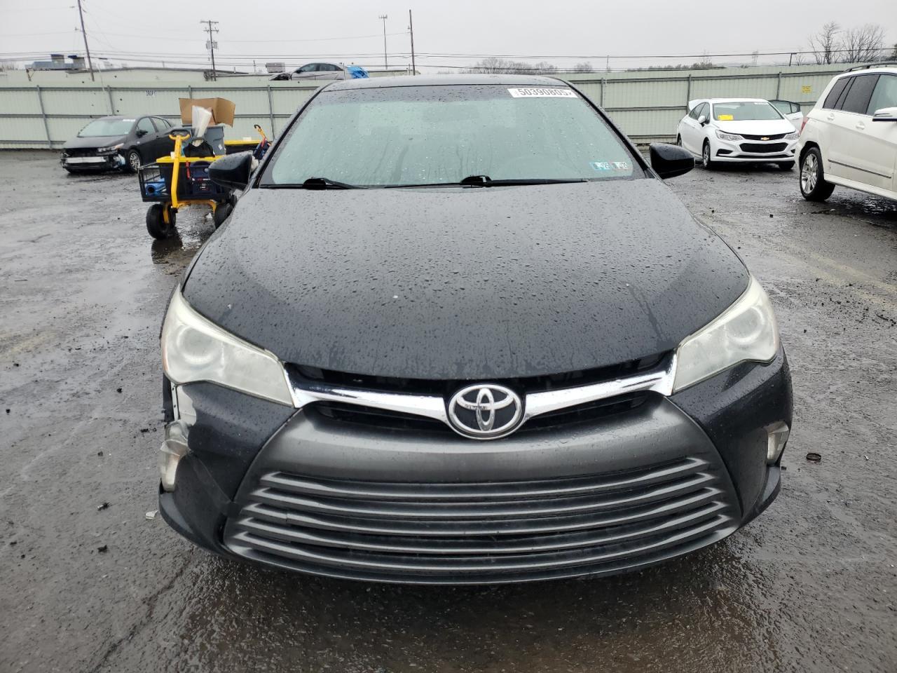 2016 TOYOTA CAMRY LE - Фото 5