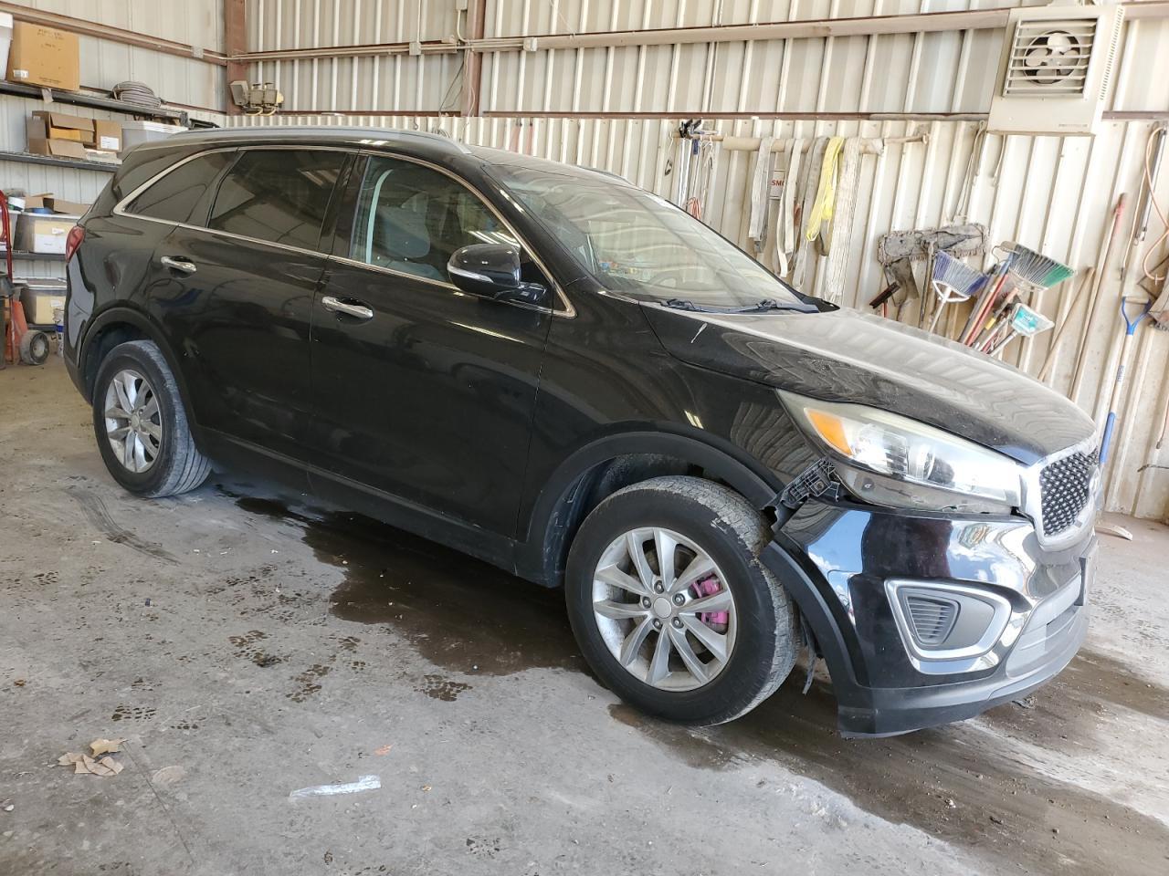 2016 KIA SORENTO LX - Image 4