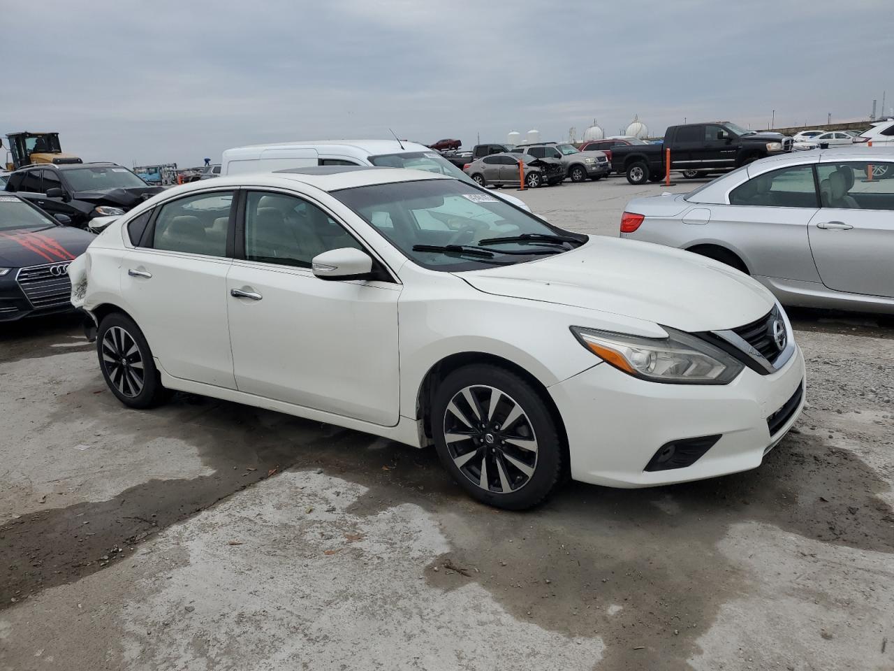 2018 NISSAN ALTIMA 2.5 - Фото 4