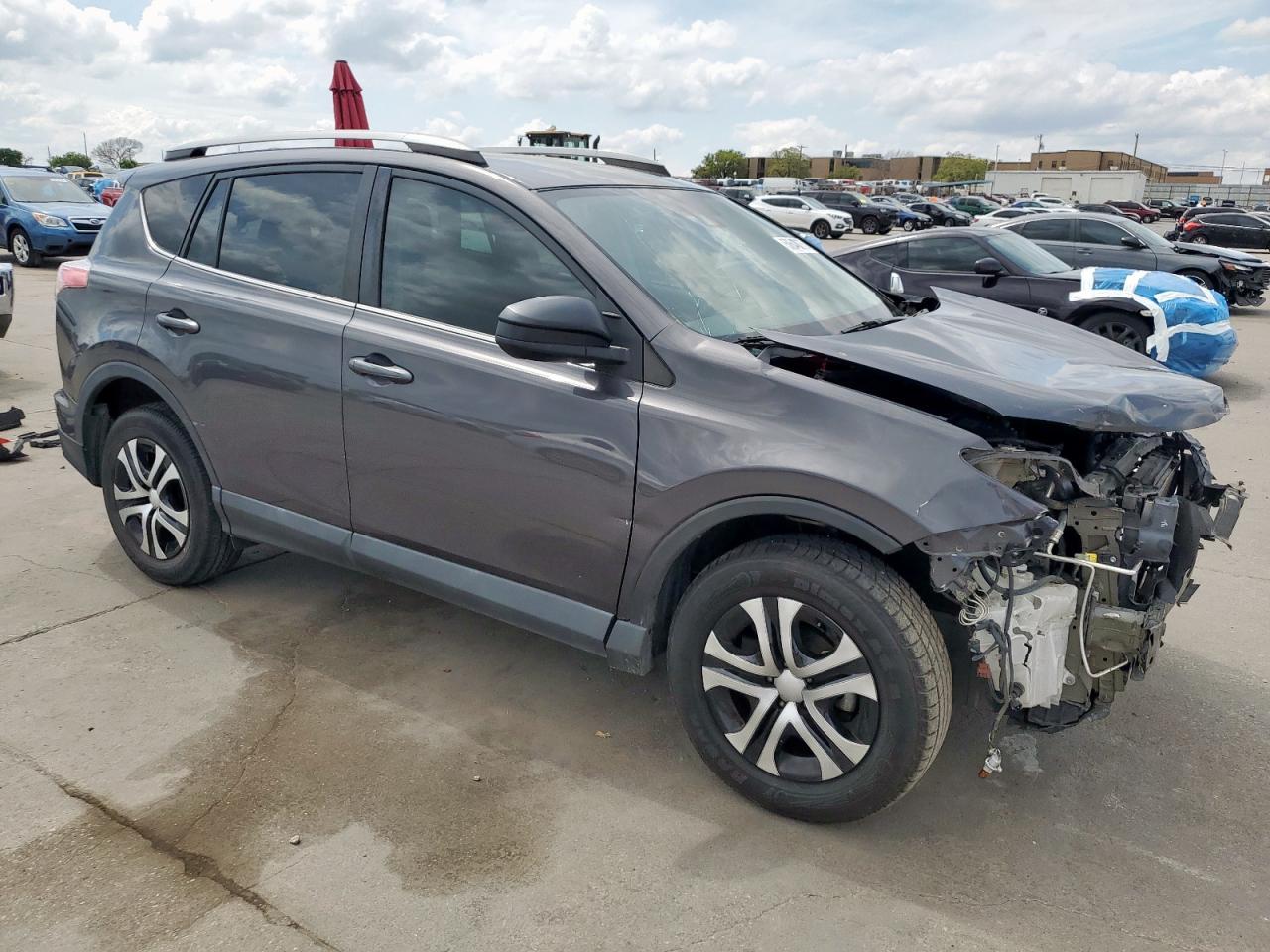 2017 TOYOTA RAV4 LE - Фото 4
