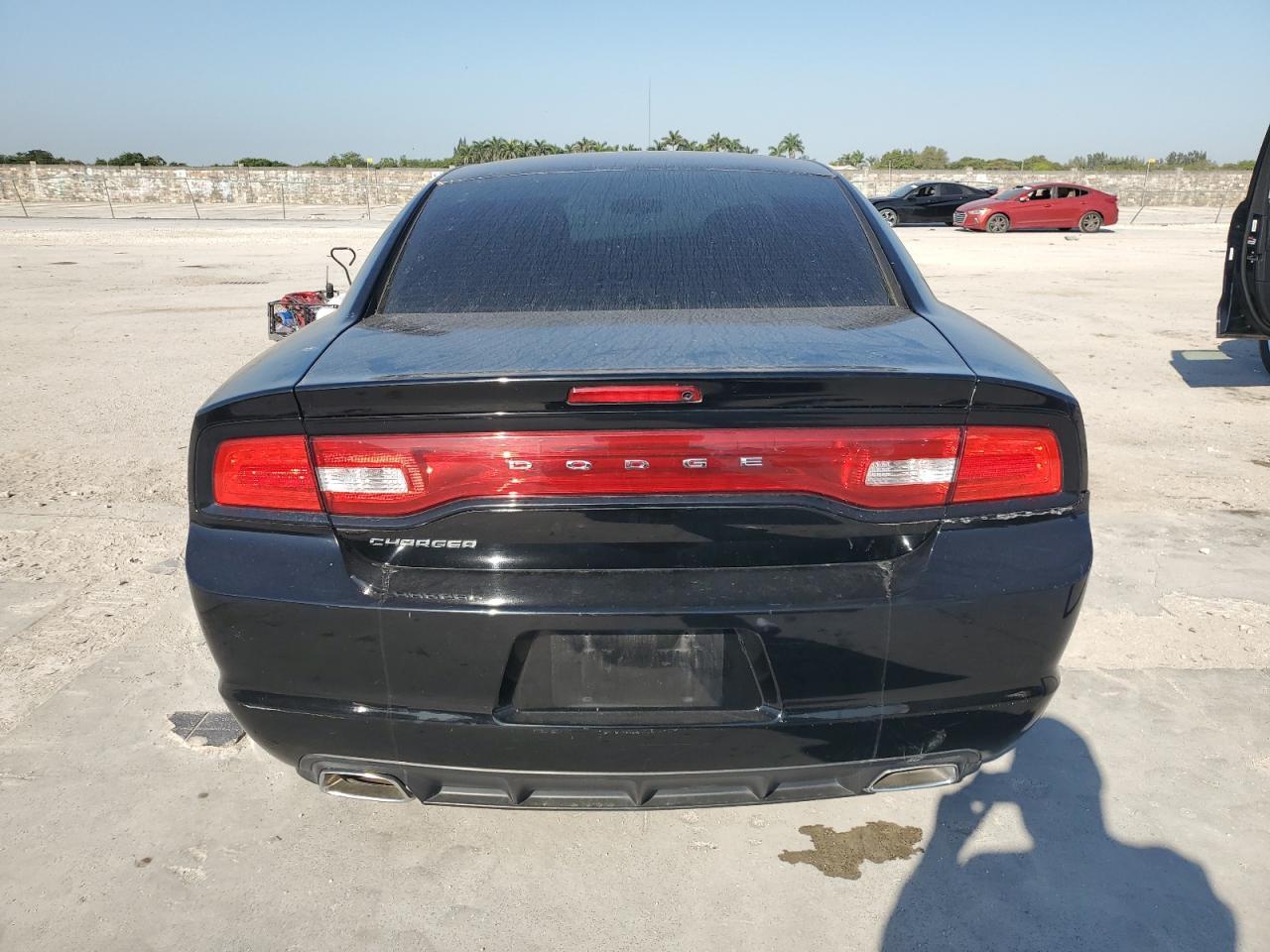 2013 DODGE CHARGER SE - Image 6