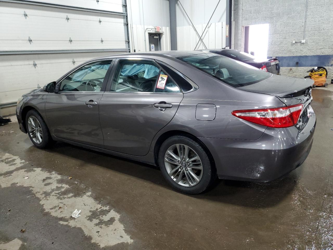 2016 TOYOTA CAMRY LE - Фото 2