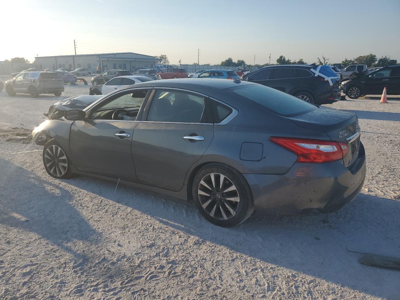 2017 NISSAN ALTIMA 2.5 - Image 2