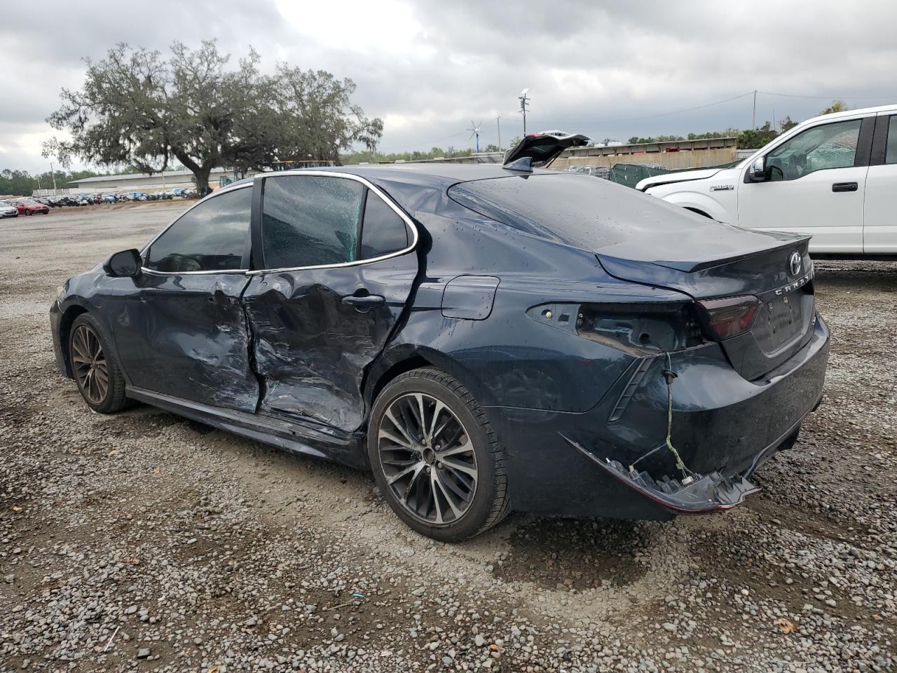 2019 TOYOTA CAMRY L - Image 2