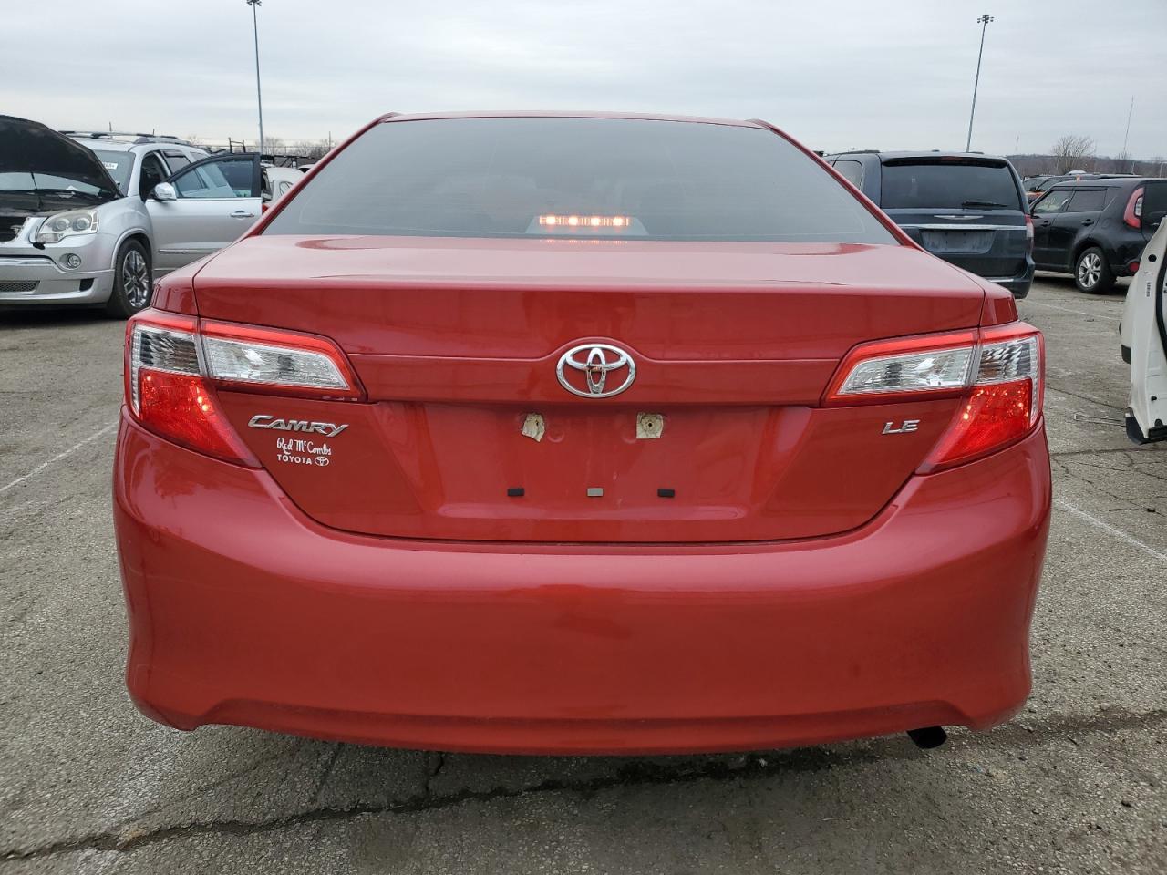 2013 TOYOTA CAMRY L - Фото 6