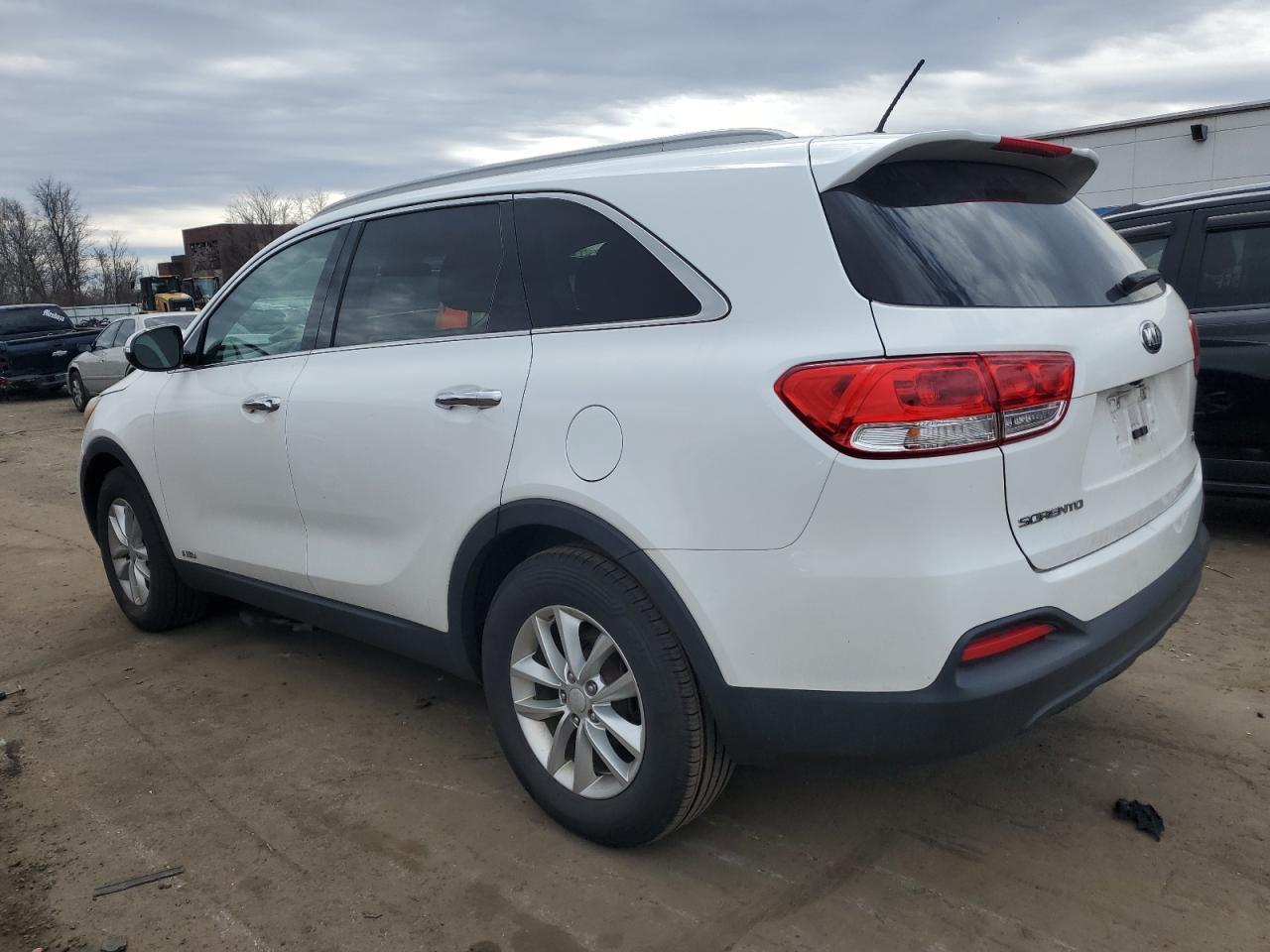 2016 KIA SORENTO LX - Image 2