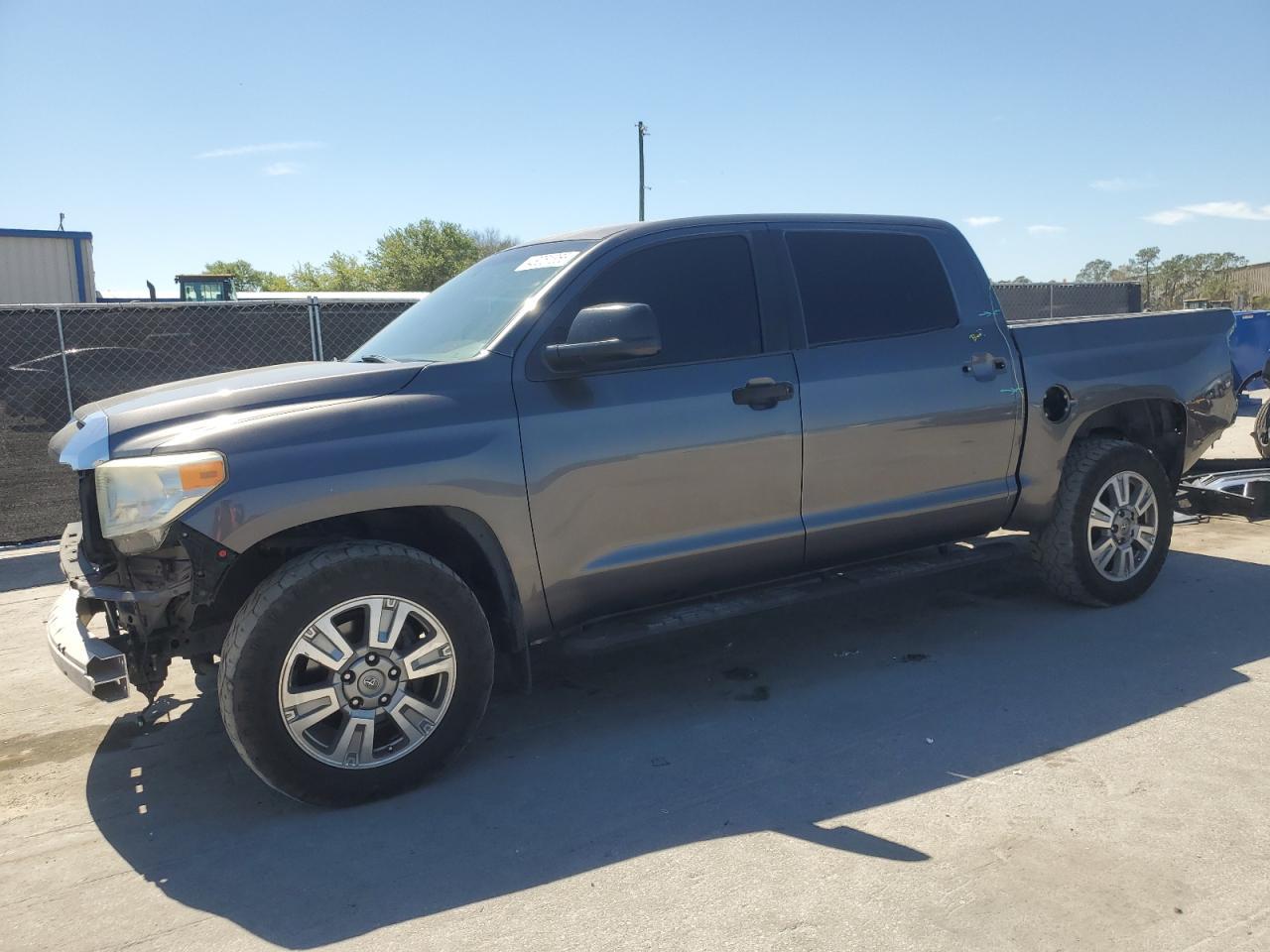 2014 TOYOTA TUNDRA CRE
