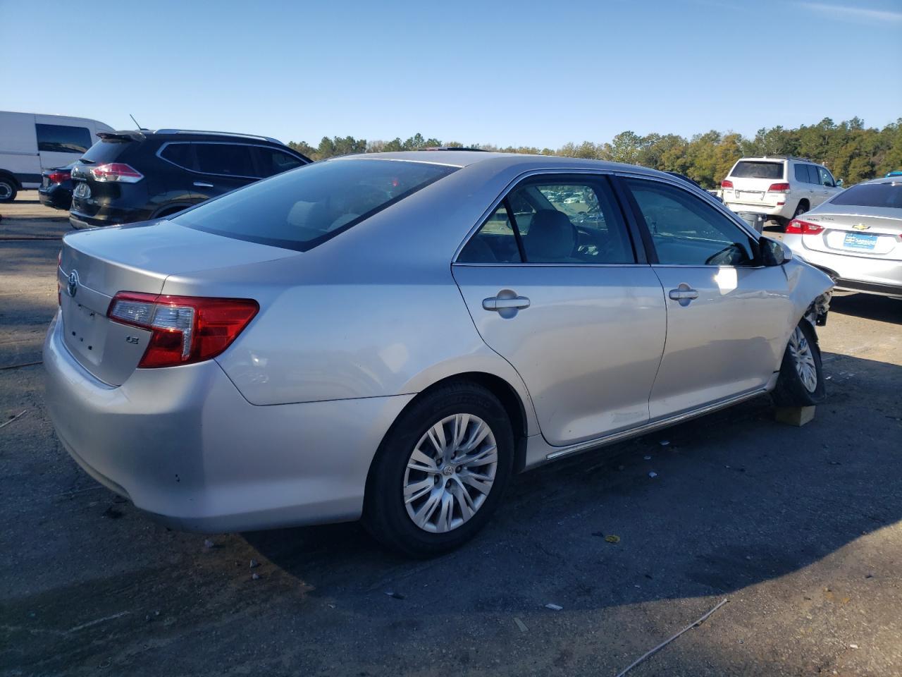 2012 TOYOTA CAMRY BASE - Фото 3