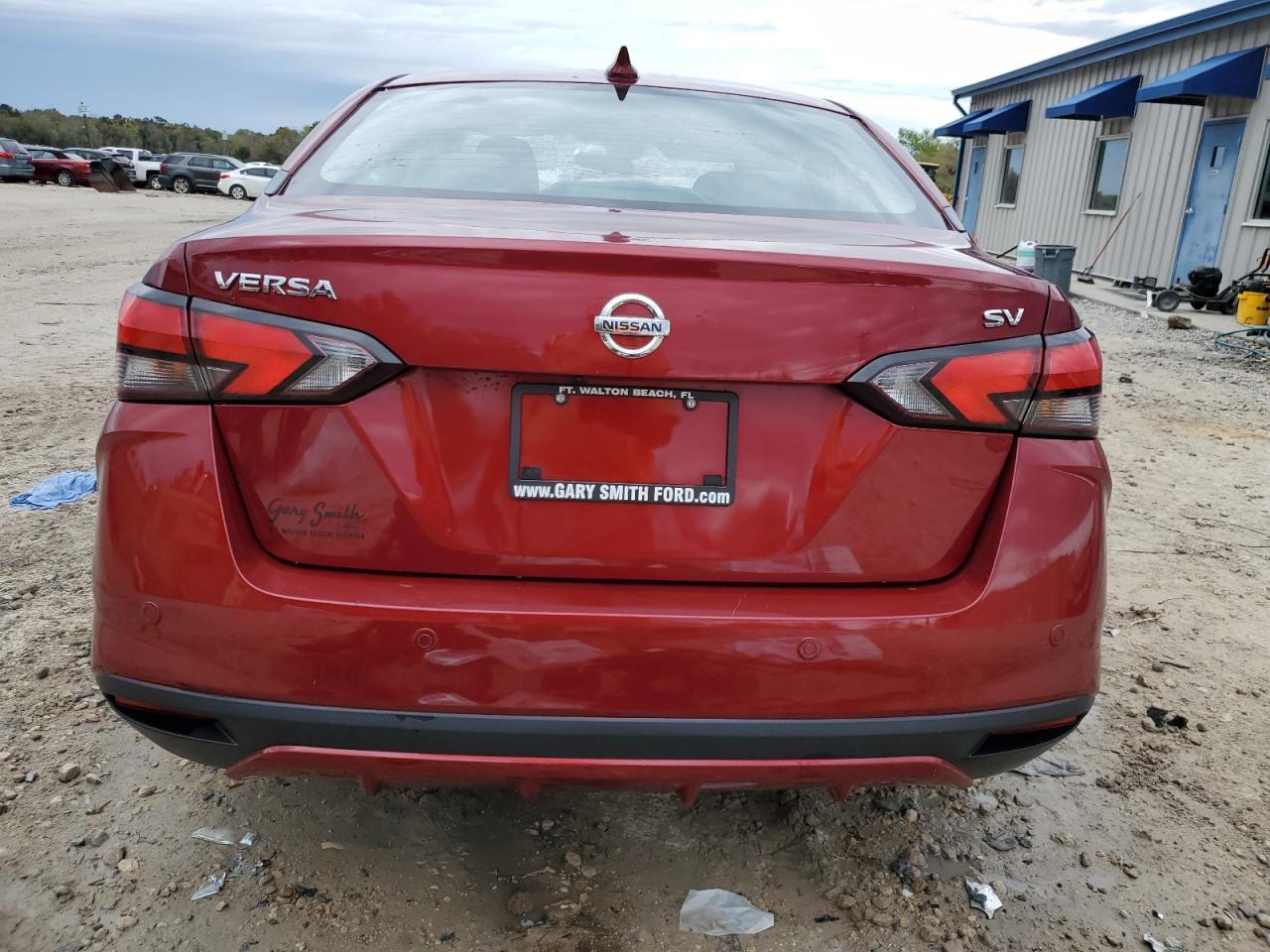 2021 NISSAN VERSA SV - Фото 6