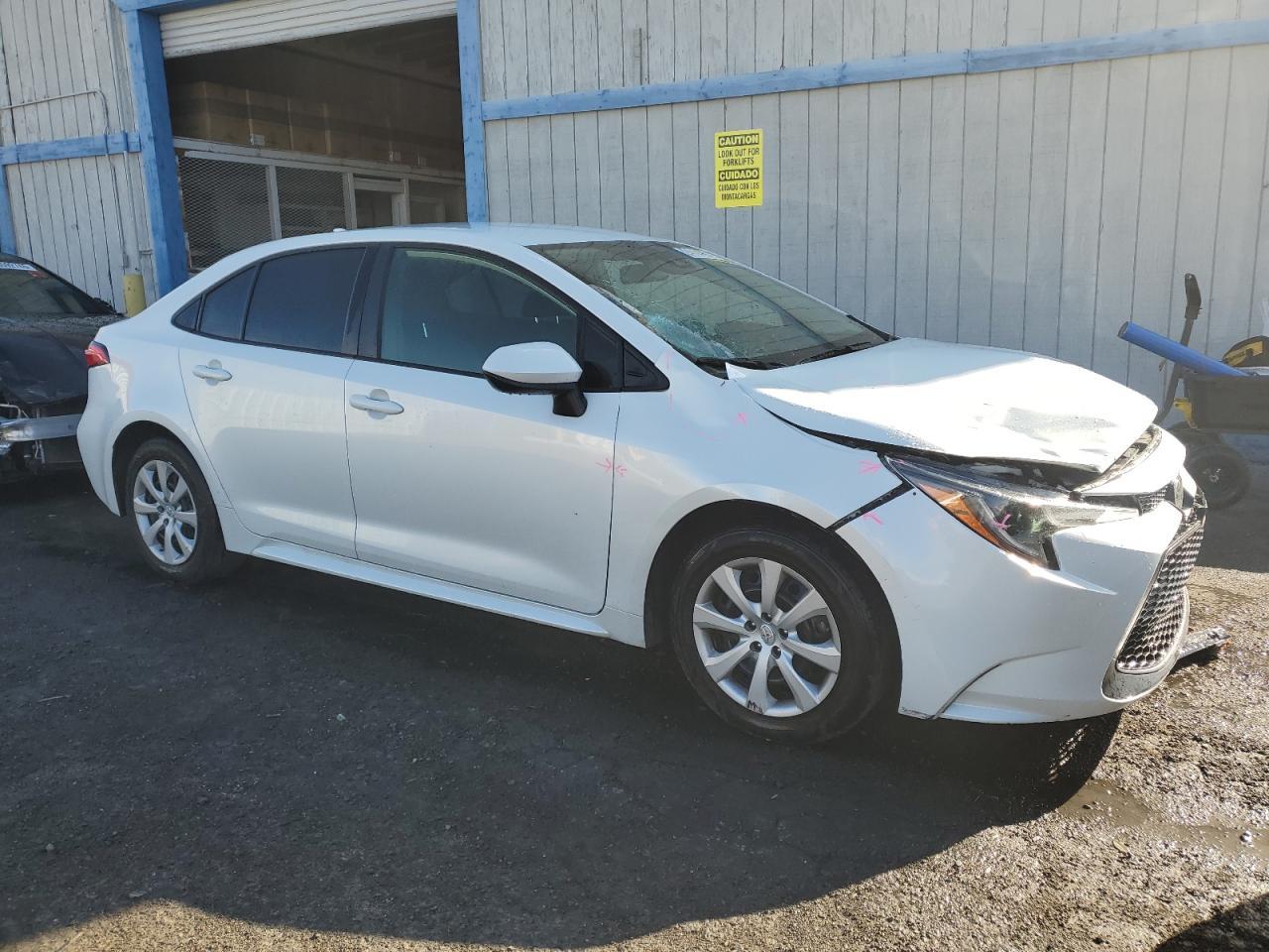 2022 TOYOTA COROLLA LE - Image 4