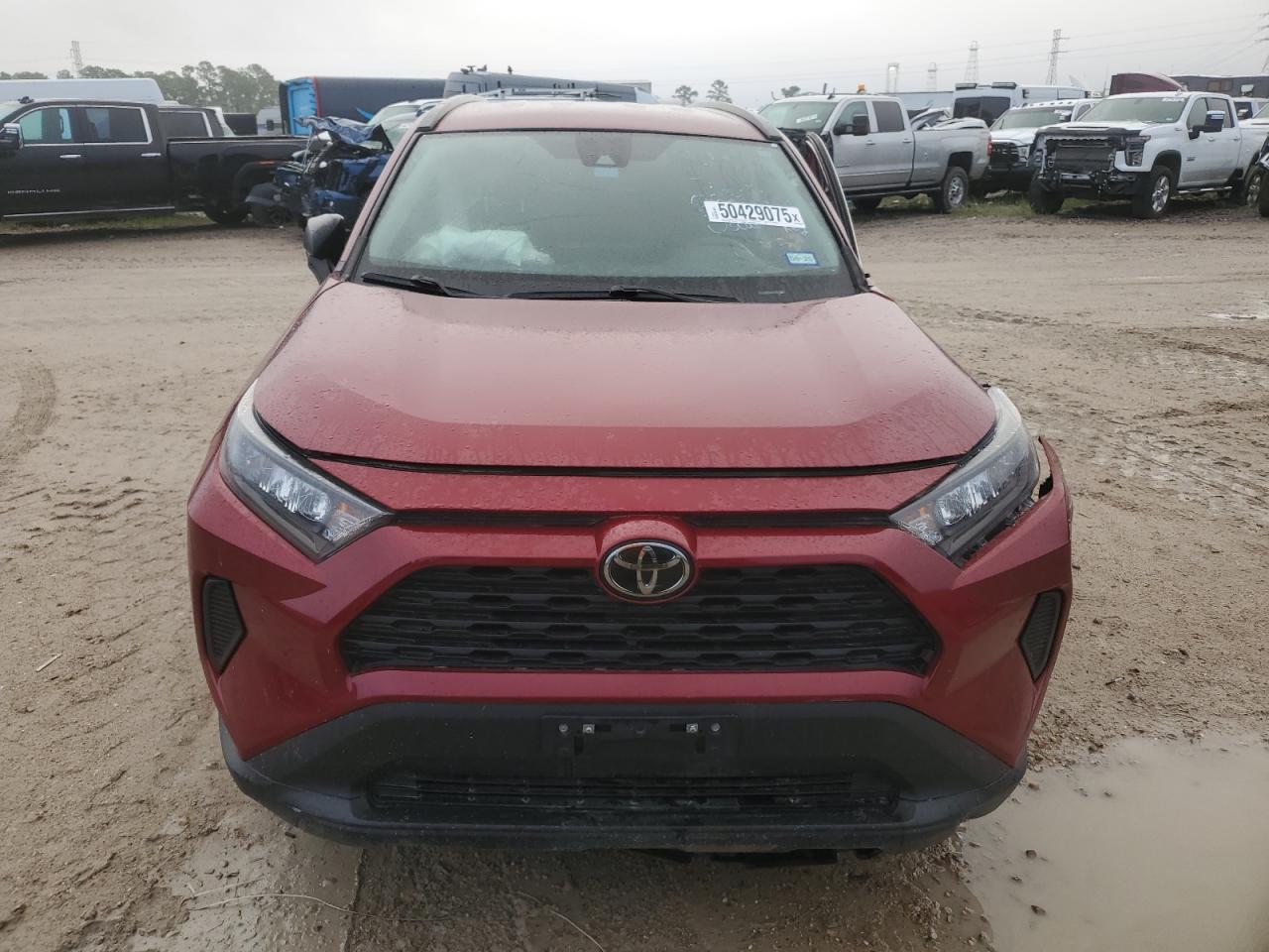 2021 TOYOTA RAV4 LE - Фото 5