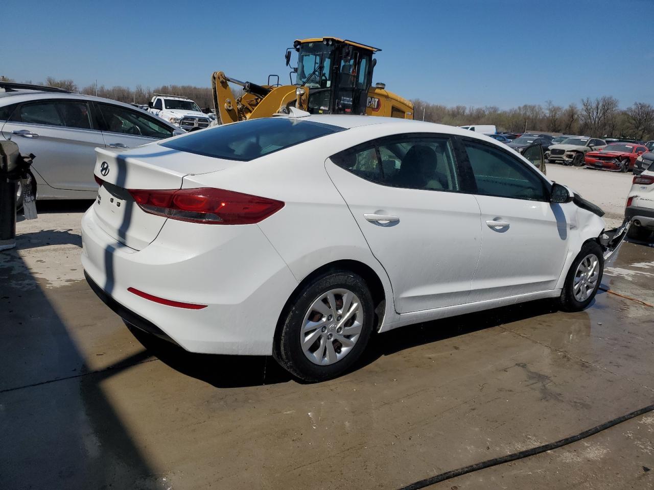 2017 HYUNDAI ELANTRA SE - Фото 3