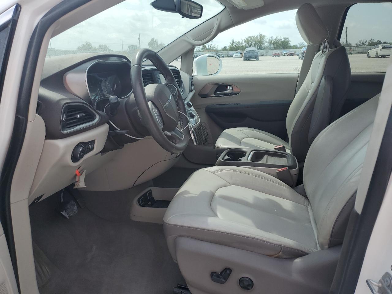2017 CHRYSLER PACIFICA T - Image 7