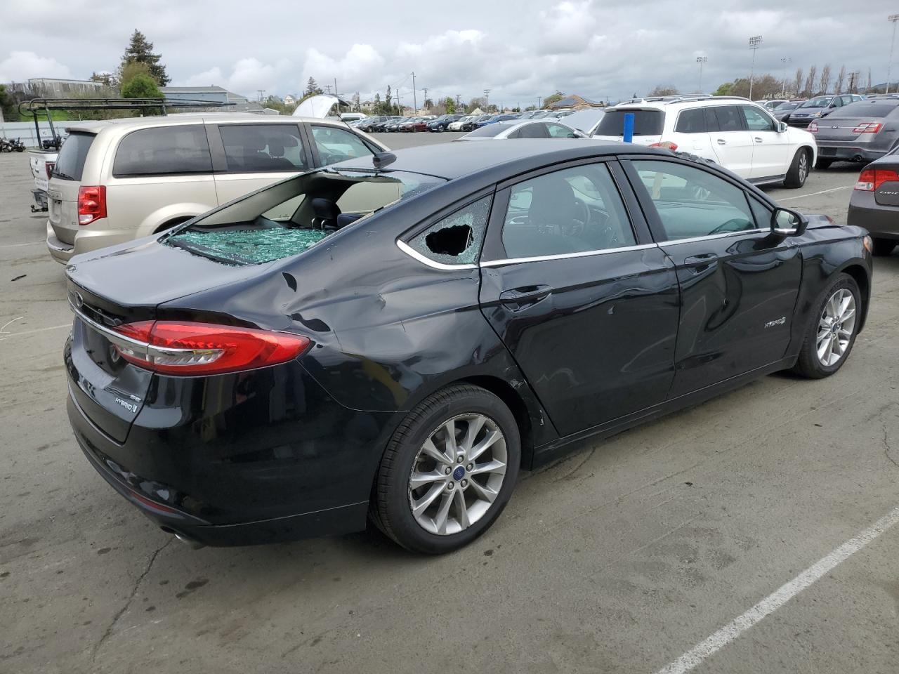 2017 FORD FUSION SE - Фото 3
