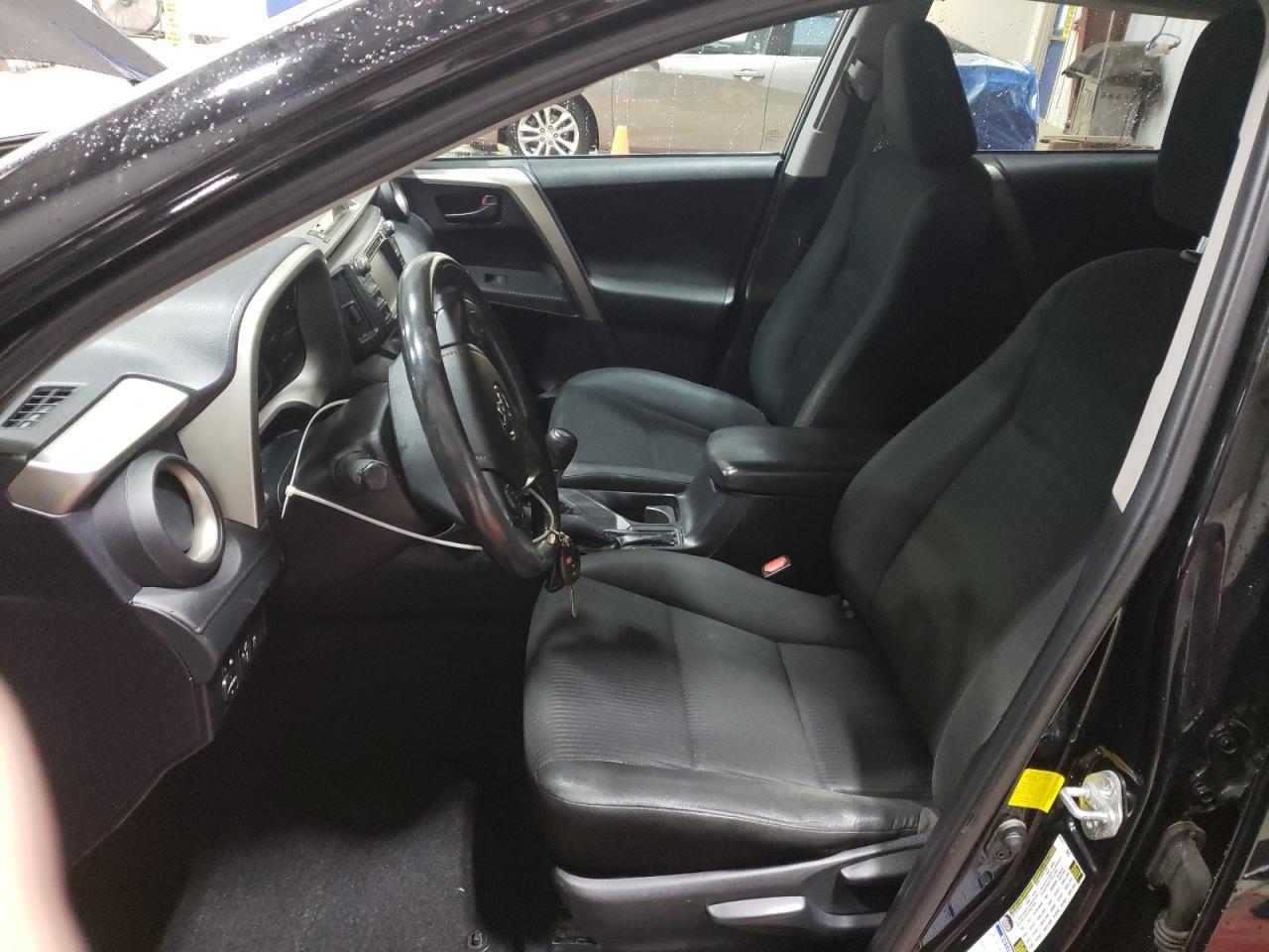 2014 TOYOTA RAV4 LE - Image 7