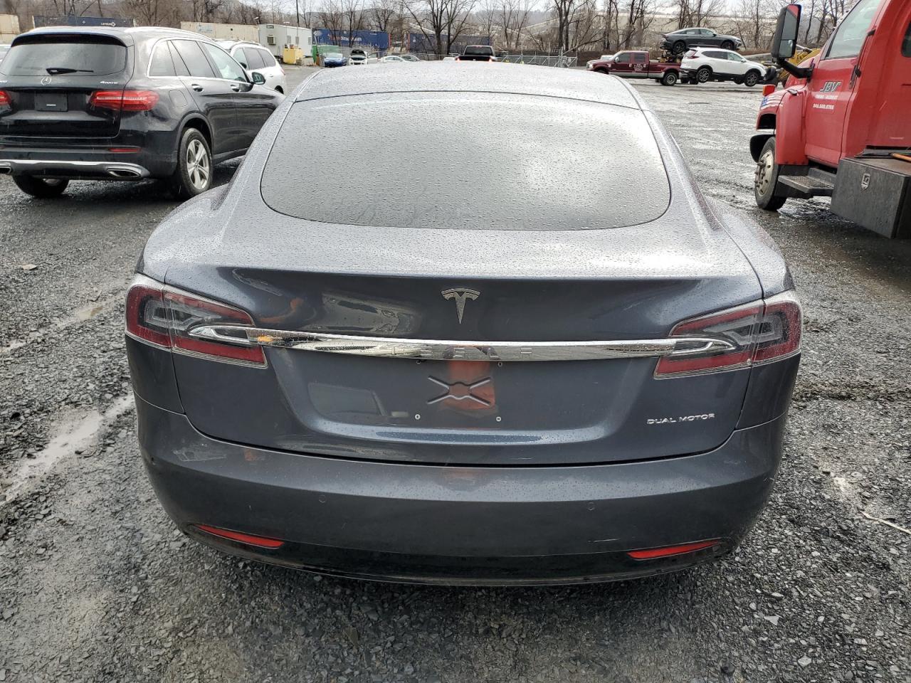 2020 TESLA MODEL S - Фото 6