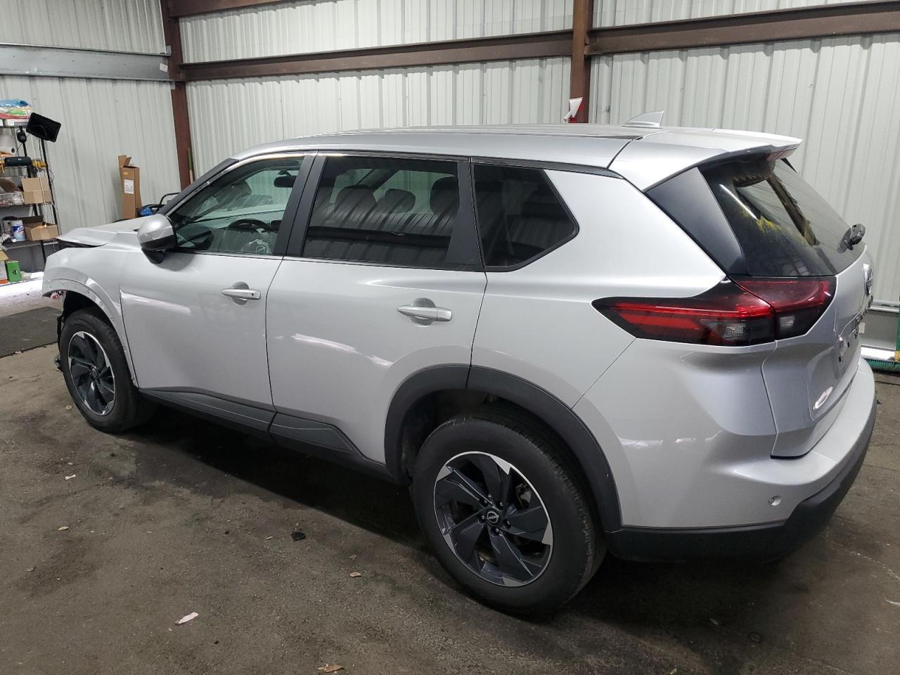 2024 NISSAN ROGUE SV - Image 2