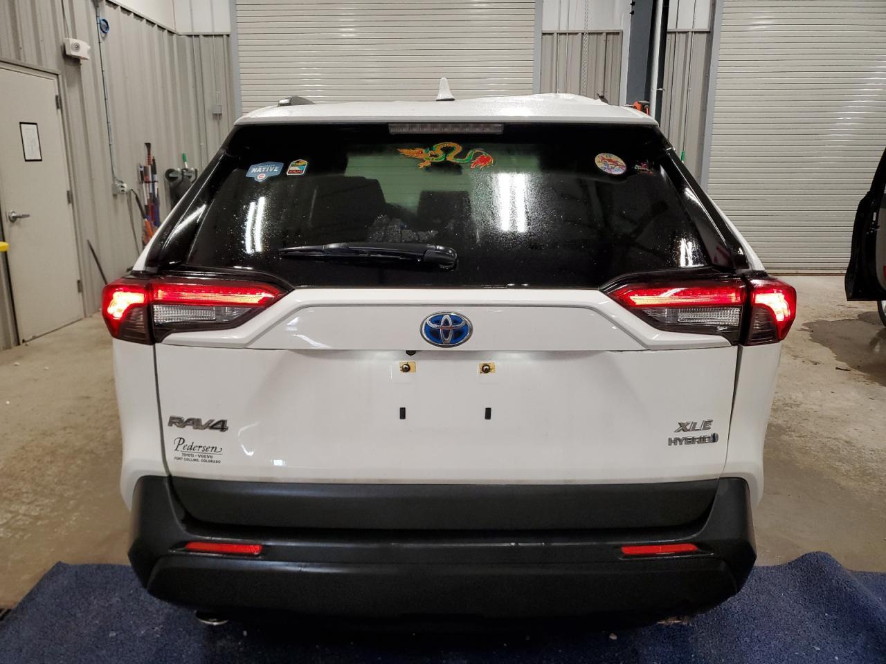 2022 TOYOTA RAV4 XLE - Image 6