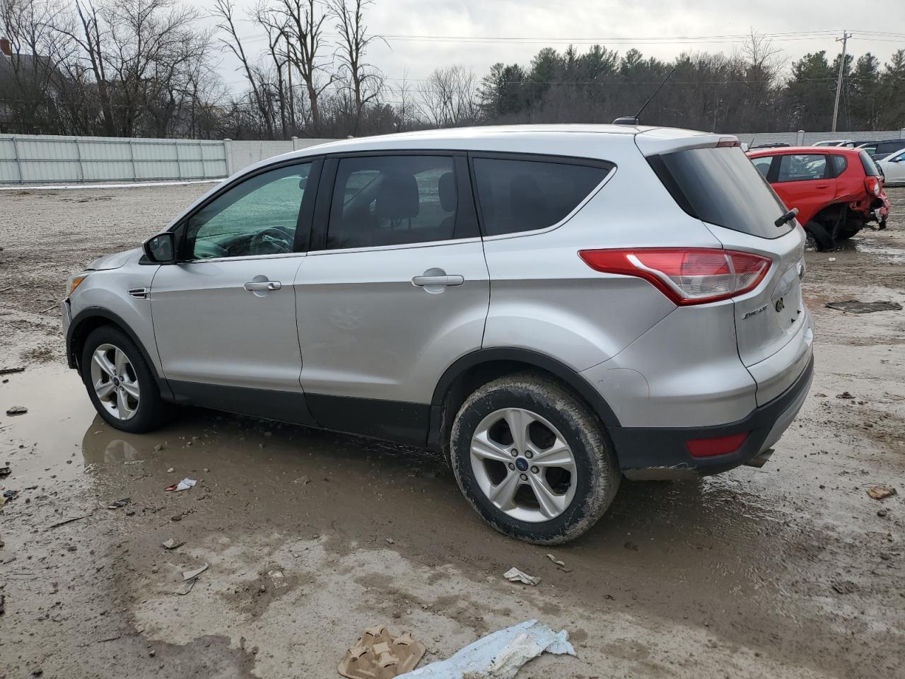2015 FORD ESCAPE SE - Image 2