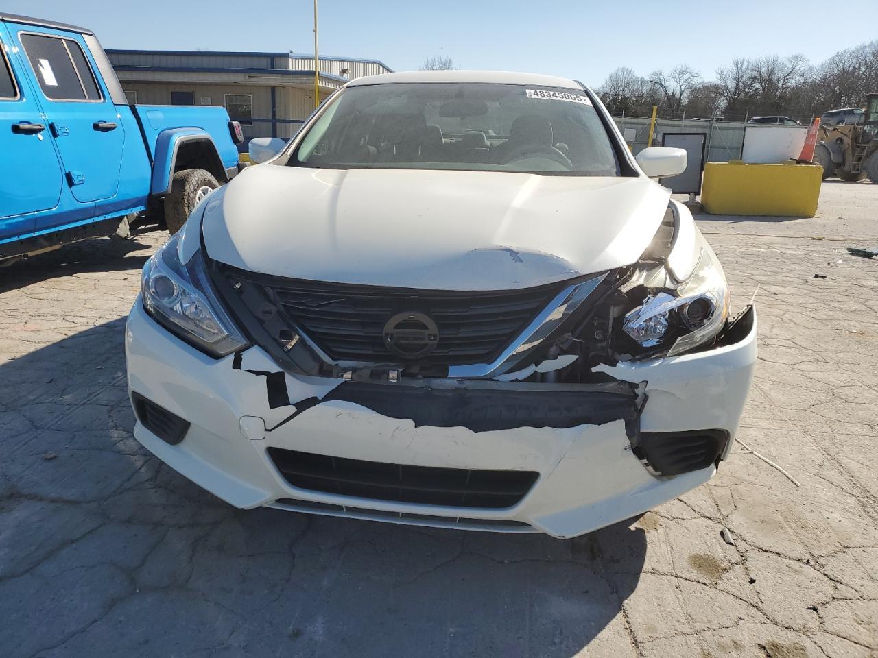2016 NISSAN ALTIMA 2.5 - Фото 5