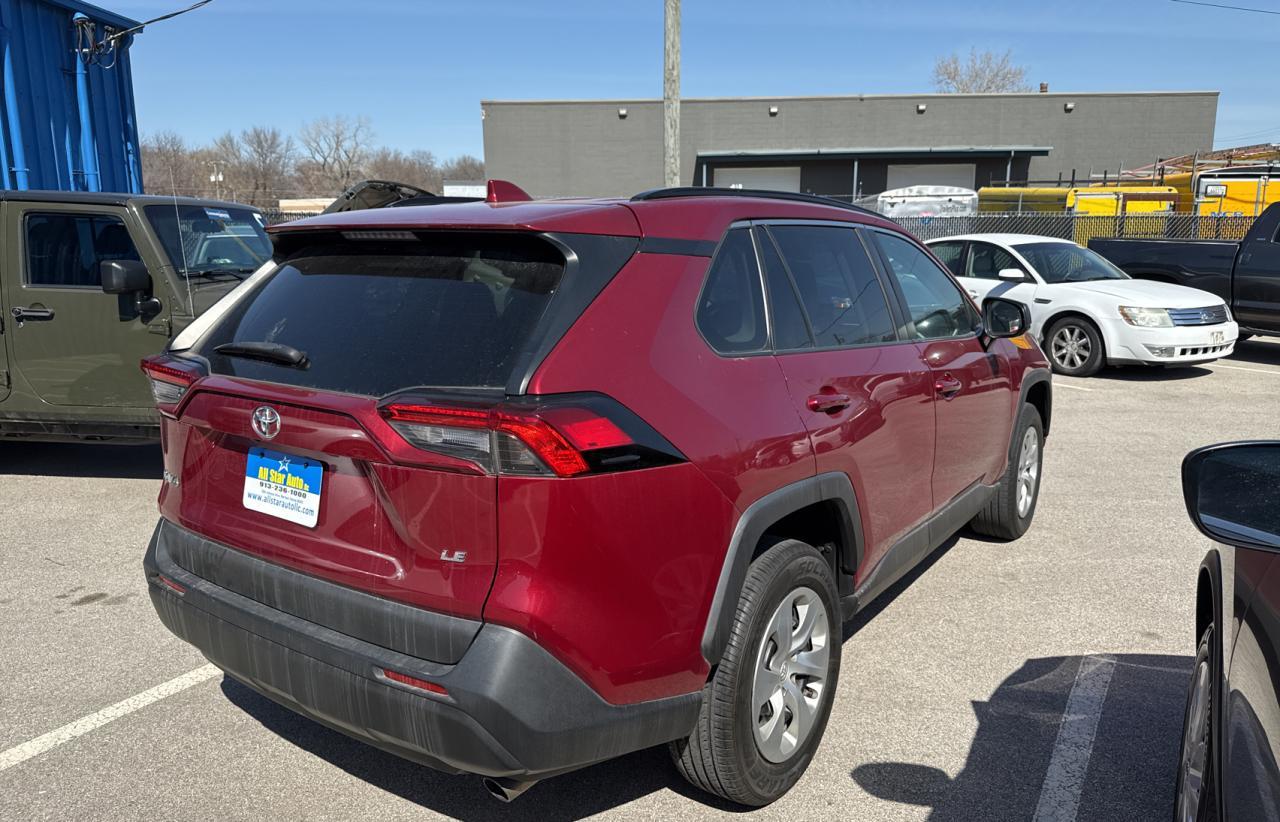 2021 TOYOTA RAV4 LE - Фото 4