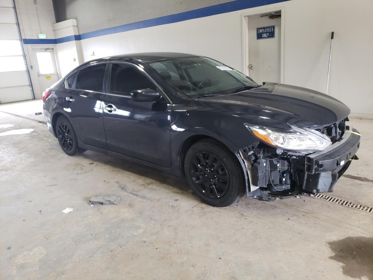 2017 NISSAN ALTIMA 2.5 - Image 4