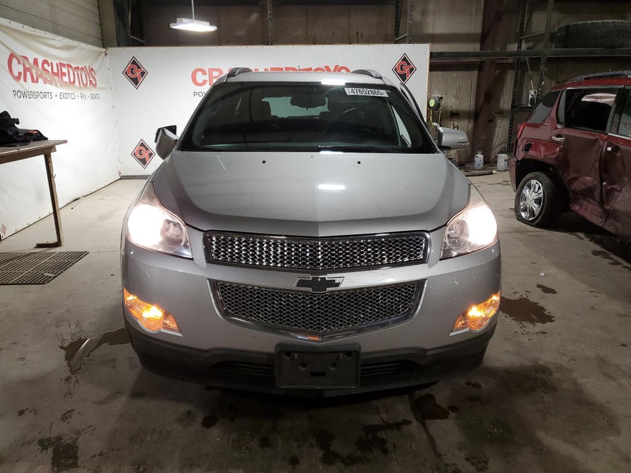 2011 CHEVROLET TRAVERSE L - Фото 5
